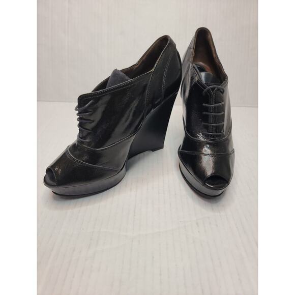 MARNI ITALY peep-toe lace-up patent leather brogue wedge platform booties 41 - Picture 4 of 10
